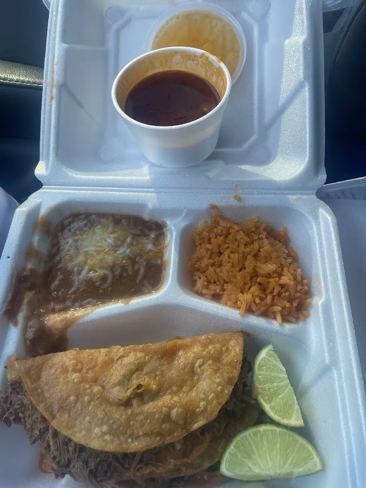Quesabirilla Tacos
